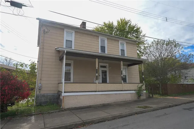 $65,000 | 203 Short 10th Street, Beaver Falls, PA 15010