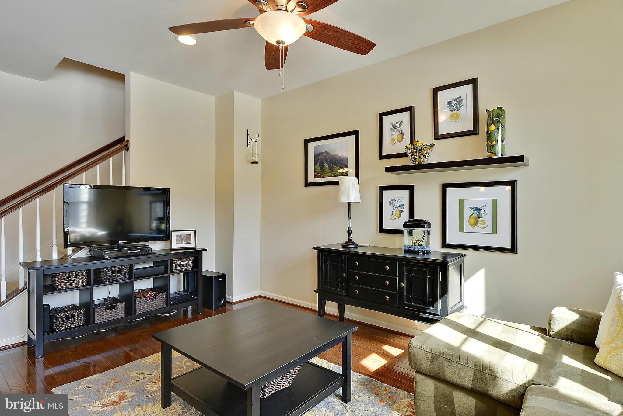 1516 Rabbit Hollow Place Silver Spring, MD 20906 - Photo 13 of 29 Sitting Room 2