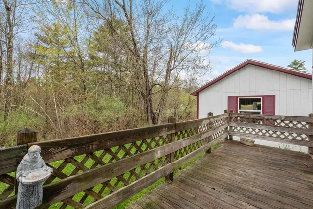 $285,000 | 148 Brushwood Road, Haverhill, NH 03774