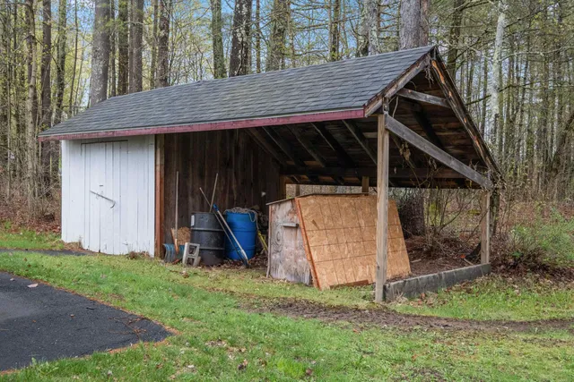 $285,000 | 148 Brushwood Road, Haverhill, NH 03774