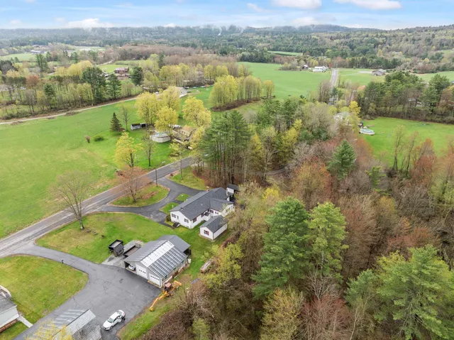 $285,000 | 148 Brushwood Road, Haverhill, NH 03774