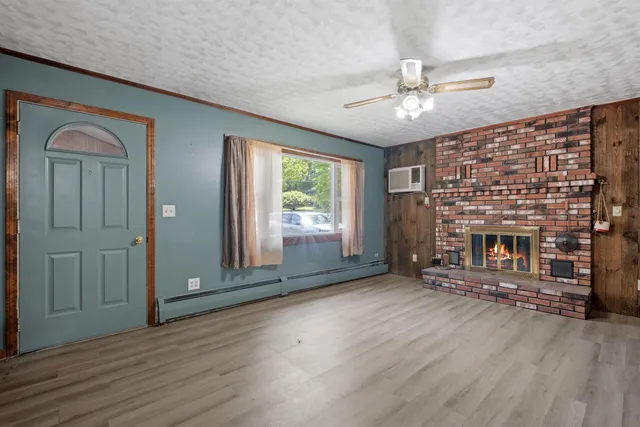 $285,000 | 148 Brushwood Road, Haverhill, NH 03774