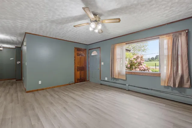 $285,000 | 148 Brushwood Road, Haverhill, NH 03774