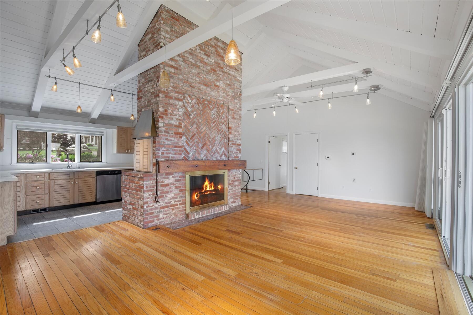 174 Waterway Mashpee, MA 02649 - Photo 17 of 45 14-MG_6222-r(1)