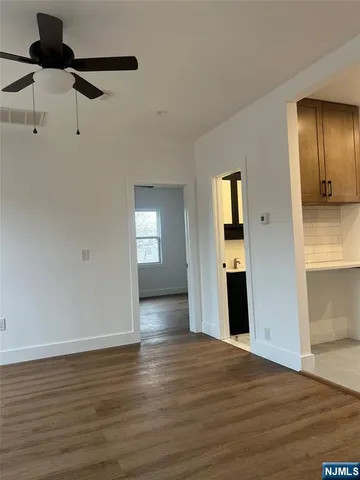 $2,200 | 66 Tuttle Street, Unit 2, Wallington, NJ 07057