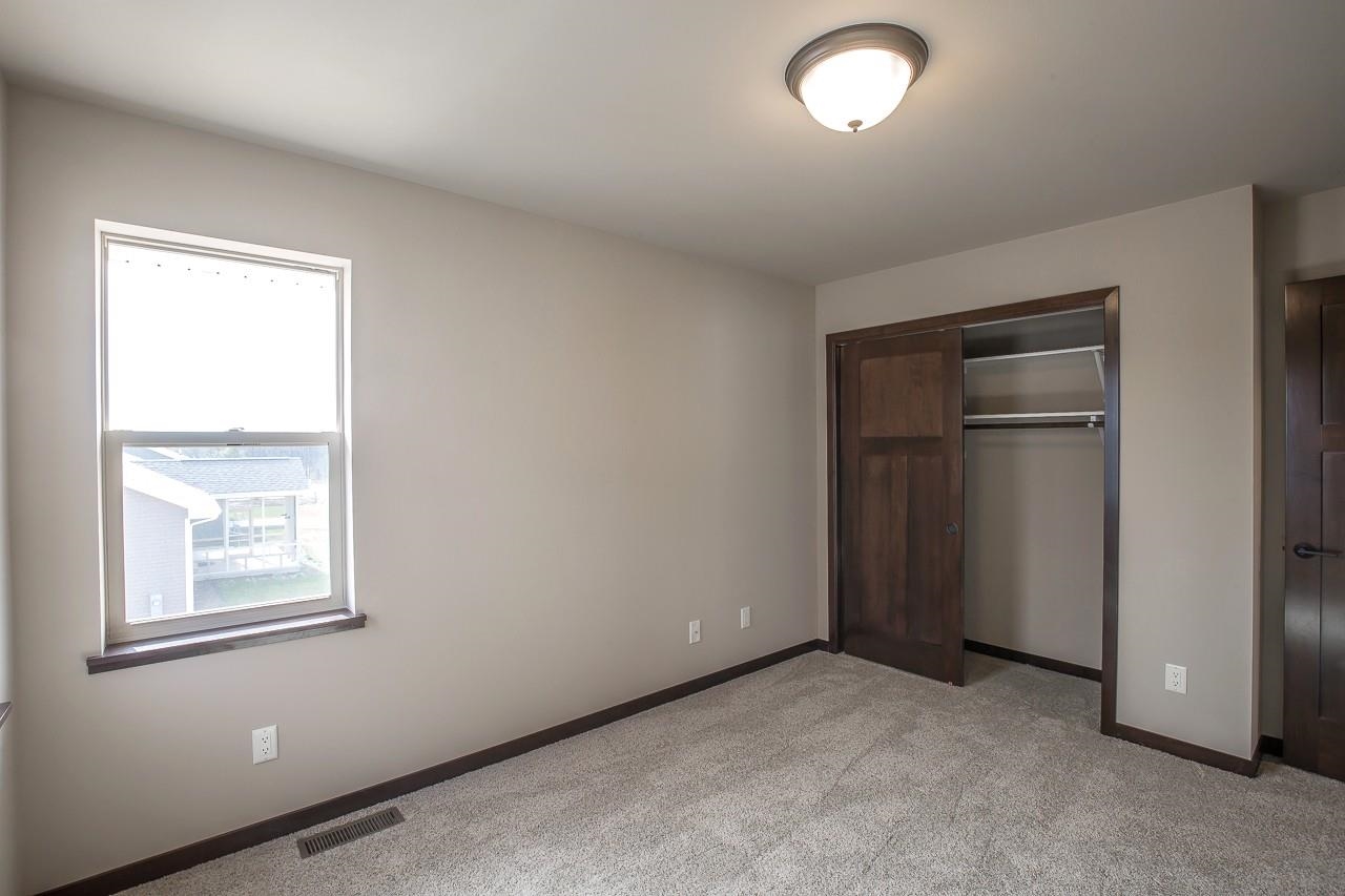 517 Spindrift Mount Horeb, WI 53572 - Photo 23 of 27