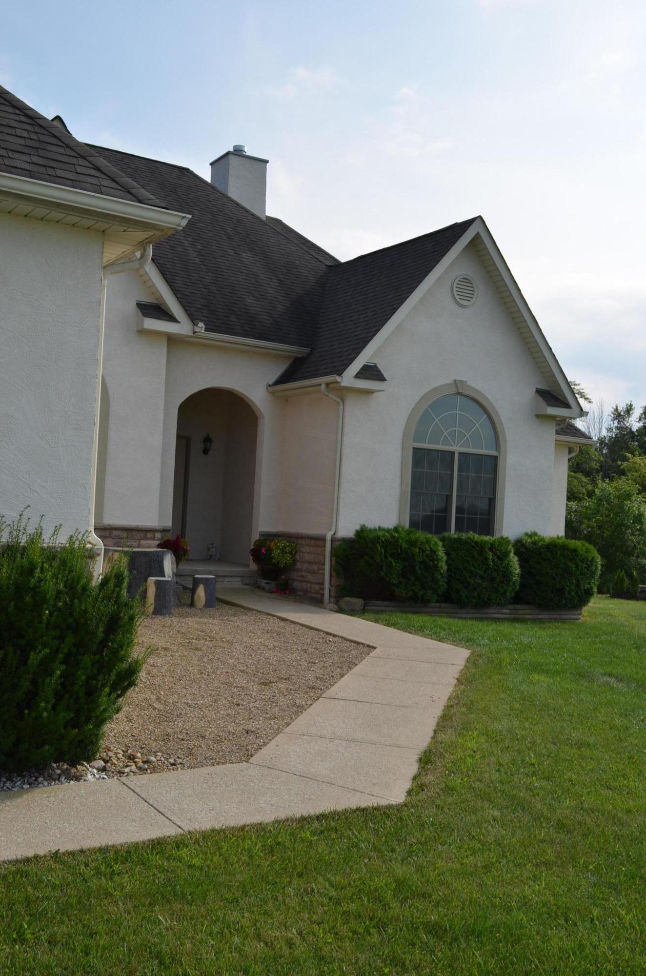 11397 Trenton Road Galena, OH 43021 - Photo 3 of 40 Gallery Image 3