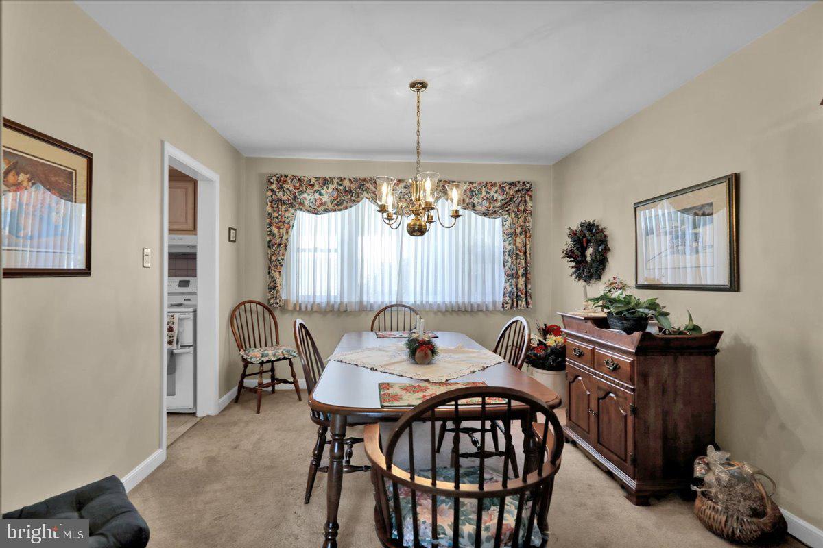 904 Snyder Road Reading, PA 19609 - Photo 8 of 31 Gallery Image 8