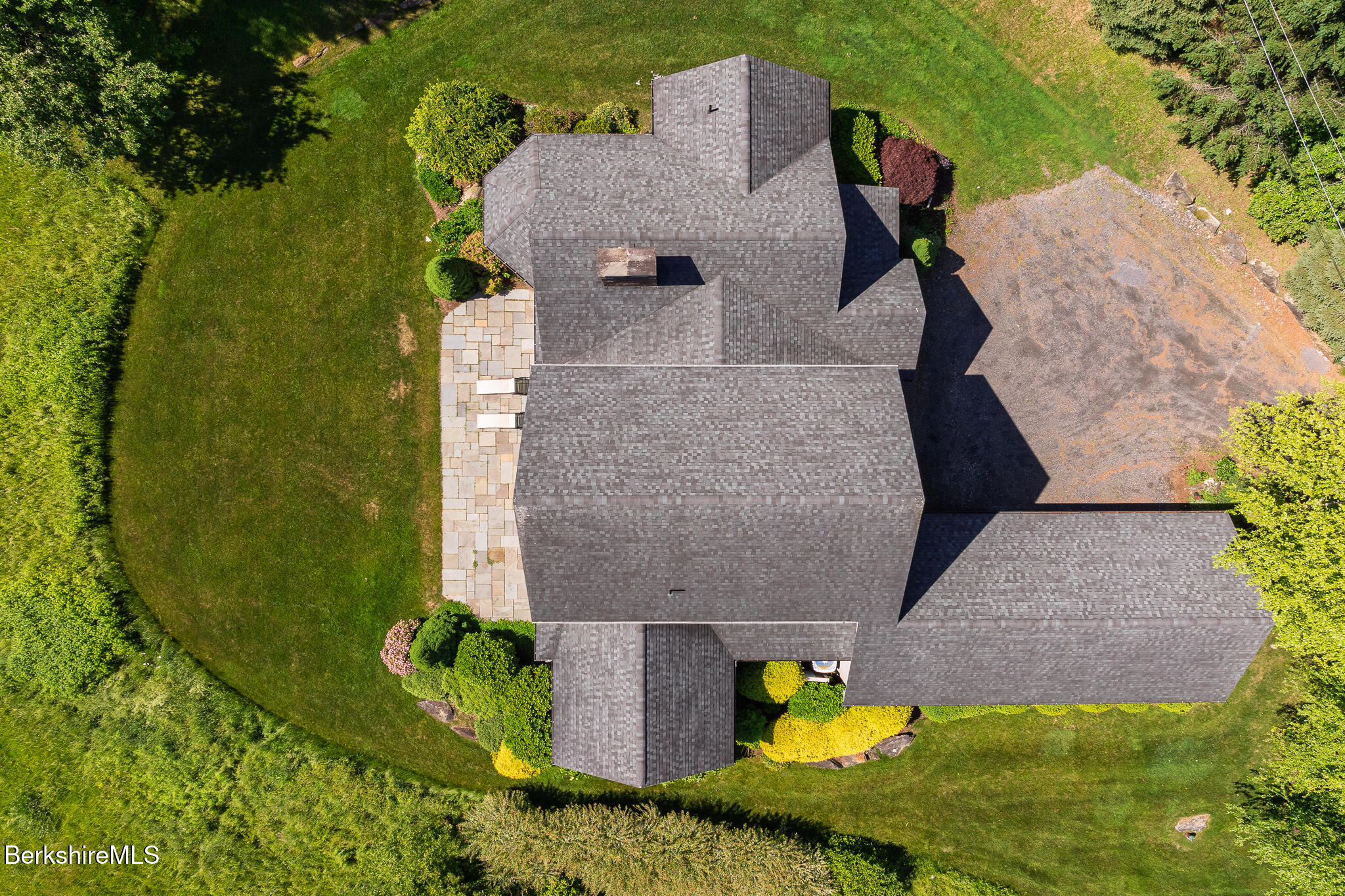 36 Yale Hill Road Stockbridge, MA 01262 - Photo 55 of 60 close up drone shot