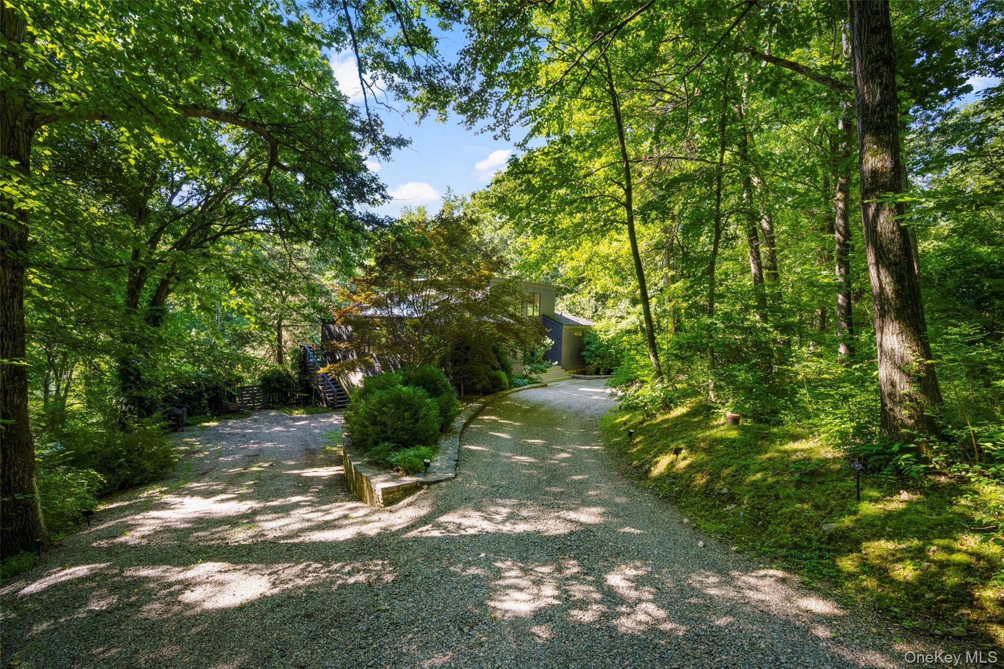33 Dry Pond Road Cold Spring, NY 10516 - Photo 5 of 45 Gallery Image 5