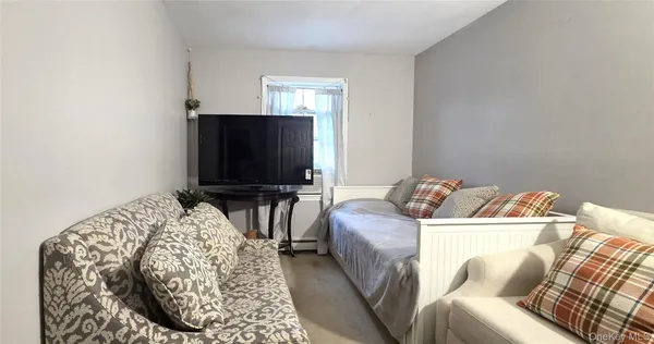$3,700 | 36 Washington Place East, White Plains, NY 10603