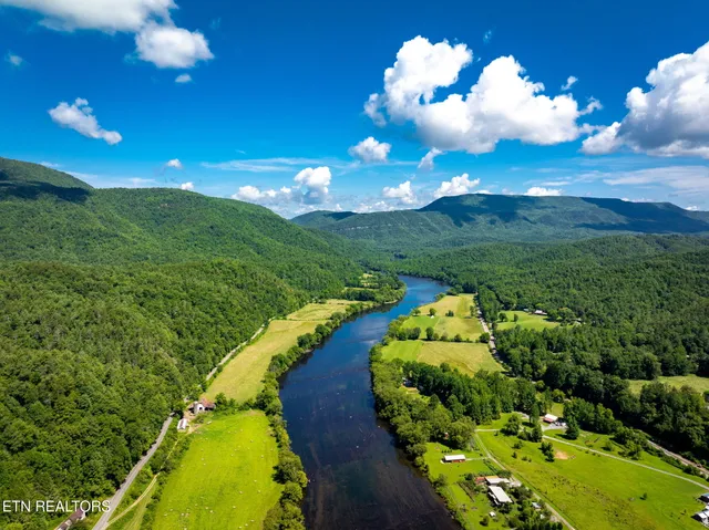 $565,000 | 37 Hambright Road, Reliance, TN 37369