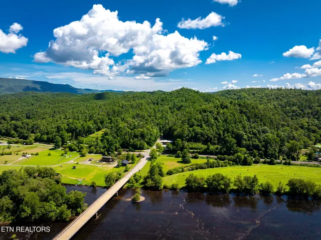 $565,000 | 37 Hambright Road, Reliance, TN 37369