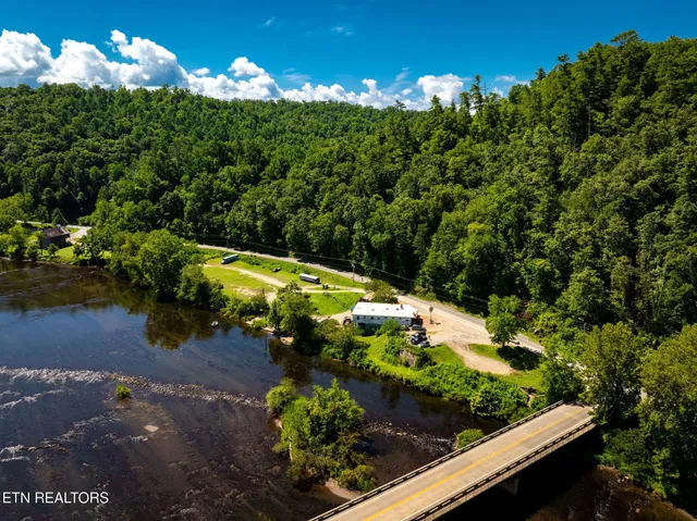 $565,000 | 37 Hambright Road, Reliance, TN 37369