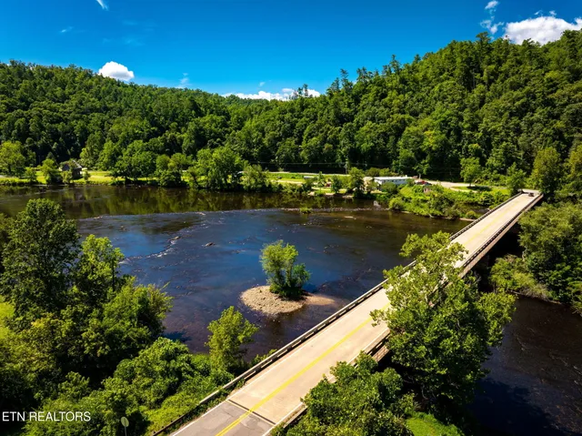 $565,000 | 37 Hambright Road, Reliance, TN 37369