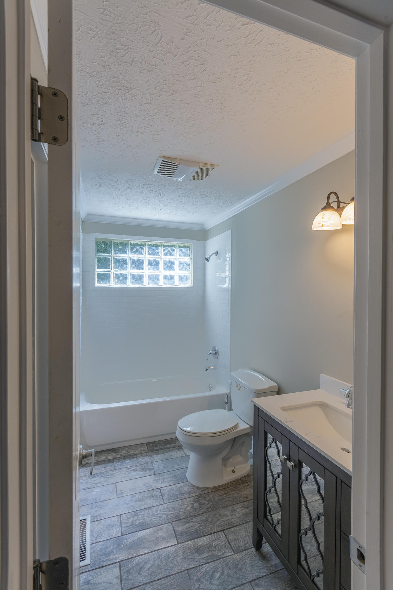 330 Ridgewood Drive Clinton, TN 37716 - Photo 17 of 21 DSC_1274-HDR_sm