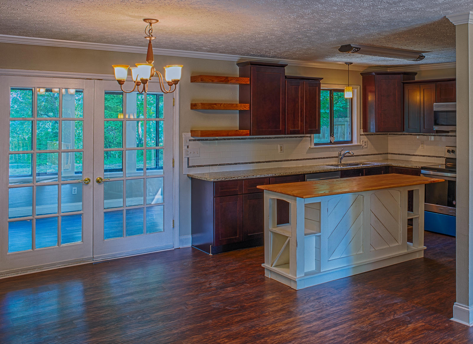 330 Ridgewood Drive Clinton, TN 37716 - Photo 6 of 21 DSP_3786_HDR