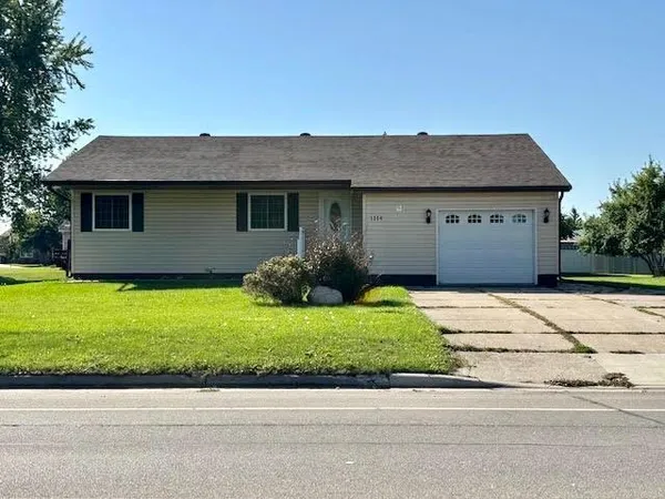 $185,900 | 1114 Greenwood Street East, Thief River Falls, MN 56701