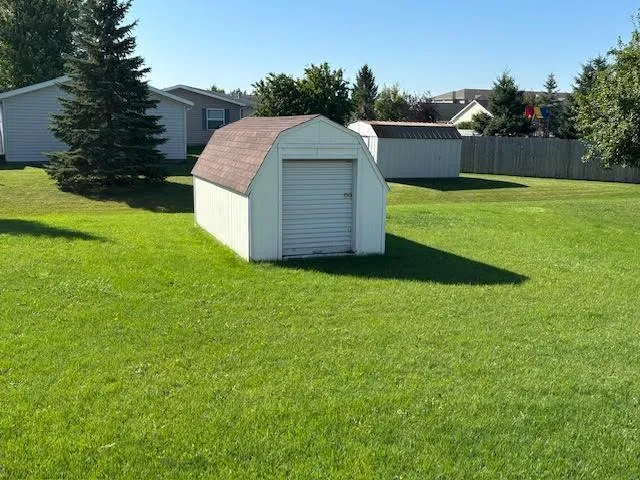 $185,900 | 1114 Greenwood Street East, Thief River Falls, MN 56701