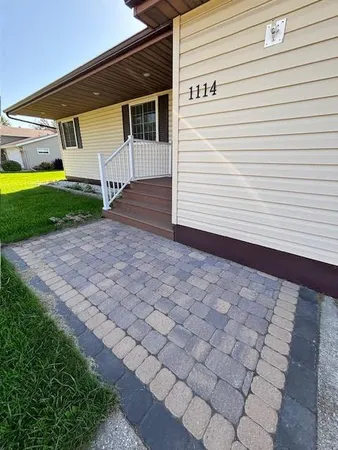 $185,900 | 1114 Greenwood Street East, Thief River Falls, MN 56701