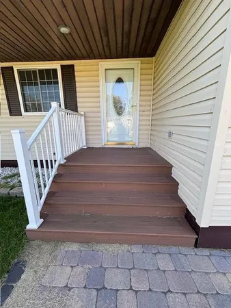 $185,900 | 1114 Greenwood Street East, Thief River Falls, MN 56701