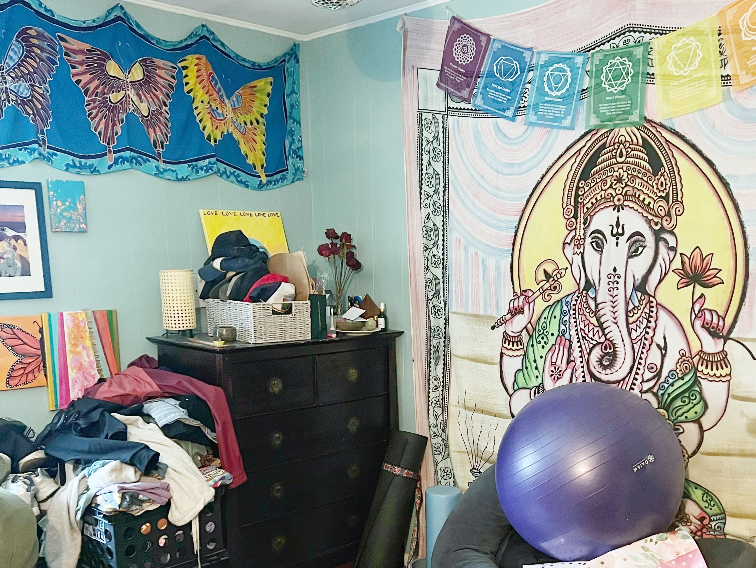 118 Bannon Street Torrington, CT 06790 - Photo 18 of 27 kids room with toys and wooden floor