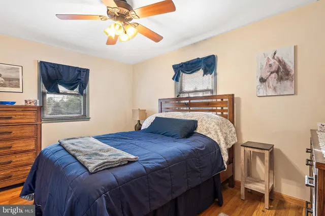 $589,900 | 733 Commonwealth Boulevard, Toms River, NJ 08757