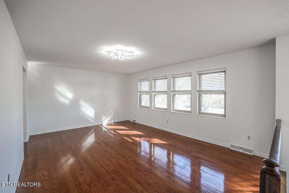 2608 Topside Road Louisville, TN 37777 - Photo 20 of 60 Gallery Image 20