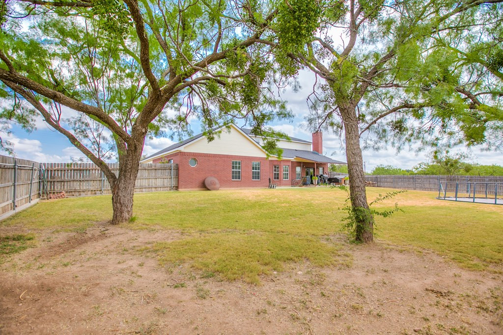 2003 North 11th Street Ballinger, TX 76821 - Photo 42 of 43 Photo 42