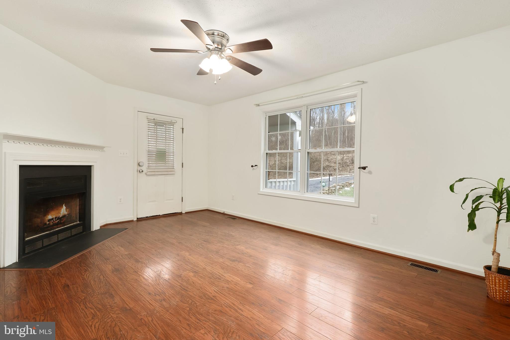 385 Freeze Road Linden, VA 22642 - Photo 6 of 36