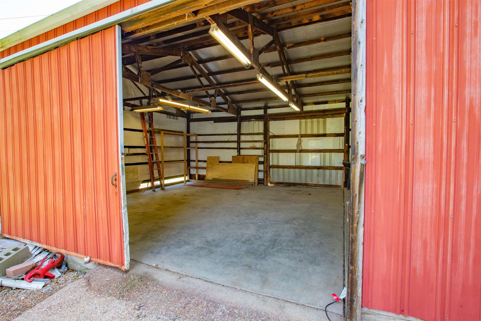 1422 Old Plank Road Chandler, IN 47610 - Photo 30 of 36 Gallery Image 30