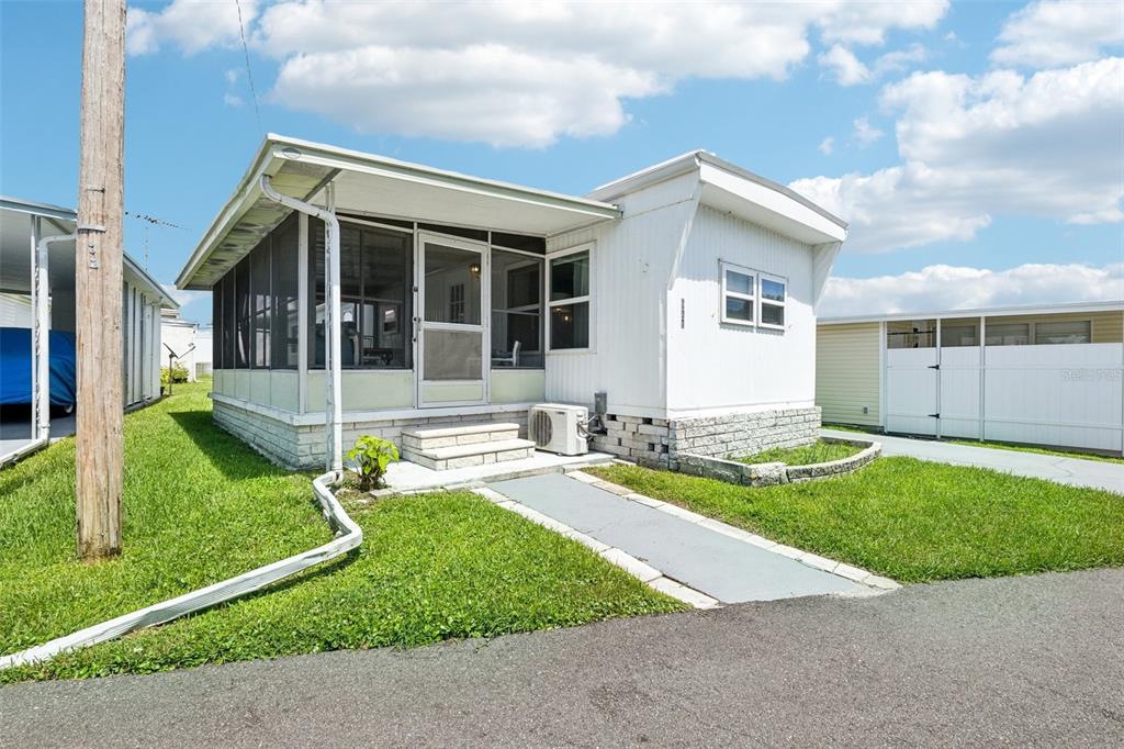 1600 Old Coachman Rd., Unit 303 Clearwater, FL 33765 - Photo 3 of 30