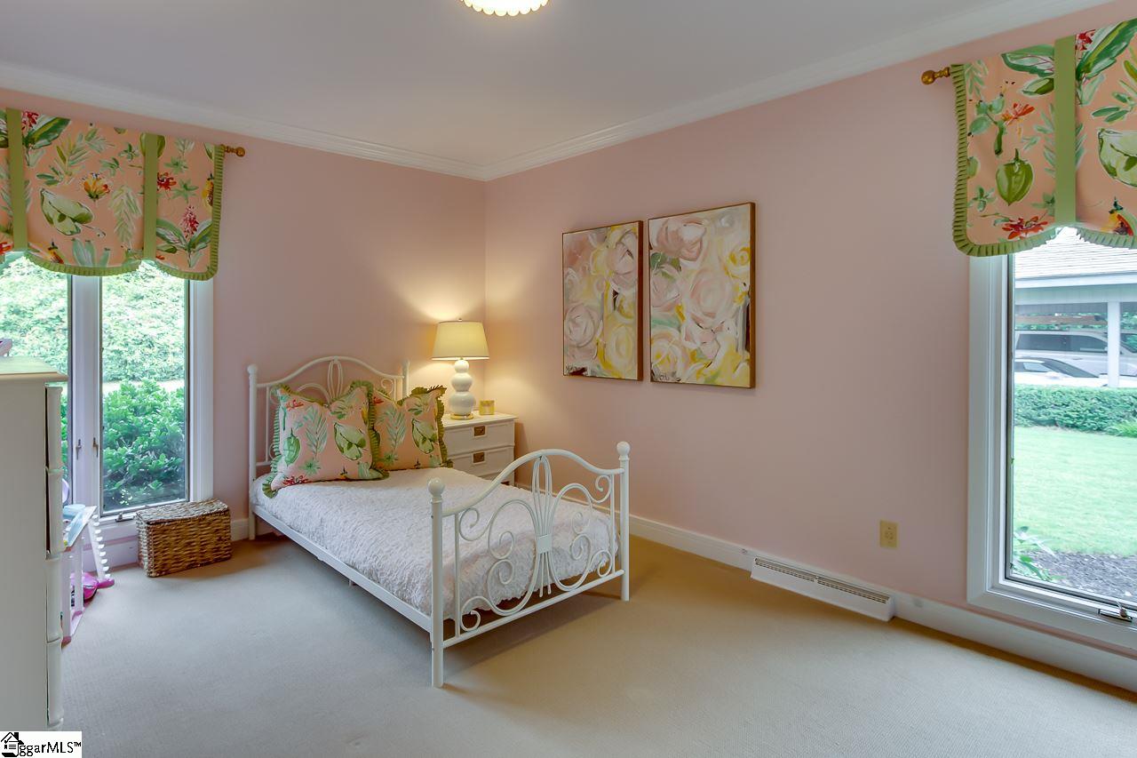621 Pelham Road Greenville, SC 29615 - Photo 27 of 36