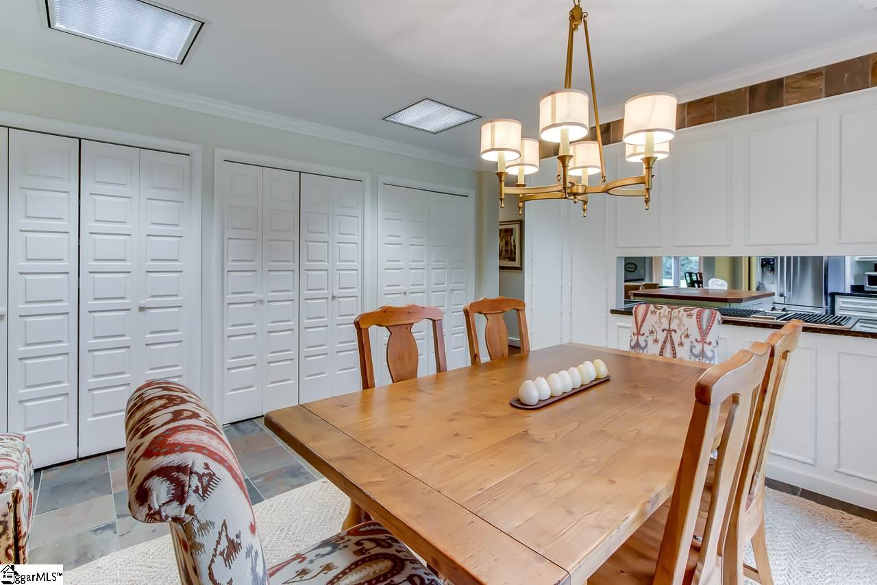 621 Pelham Road Greenville, SC 29615 - Photo 7 of 36