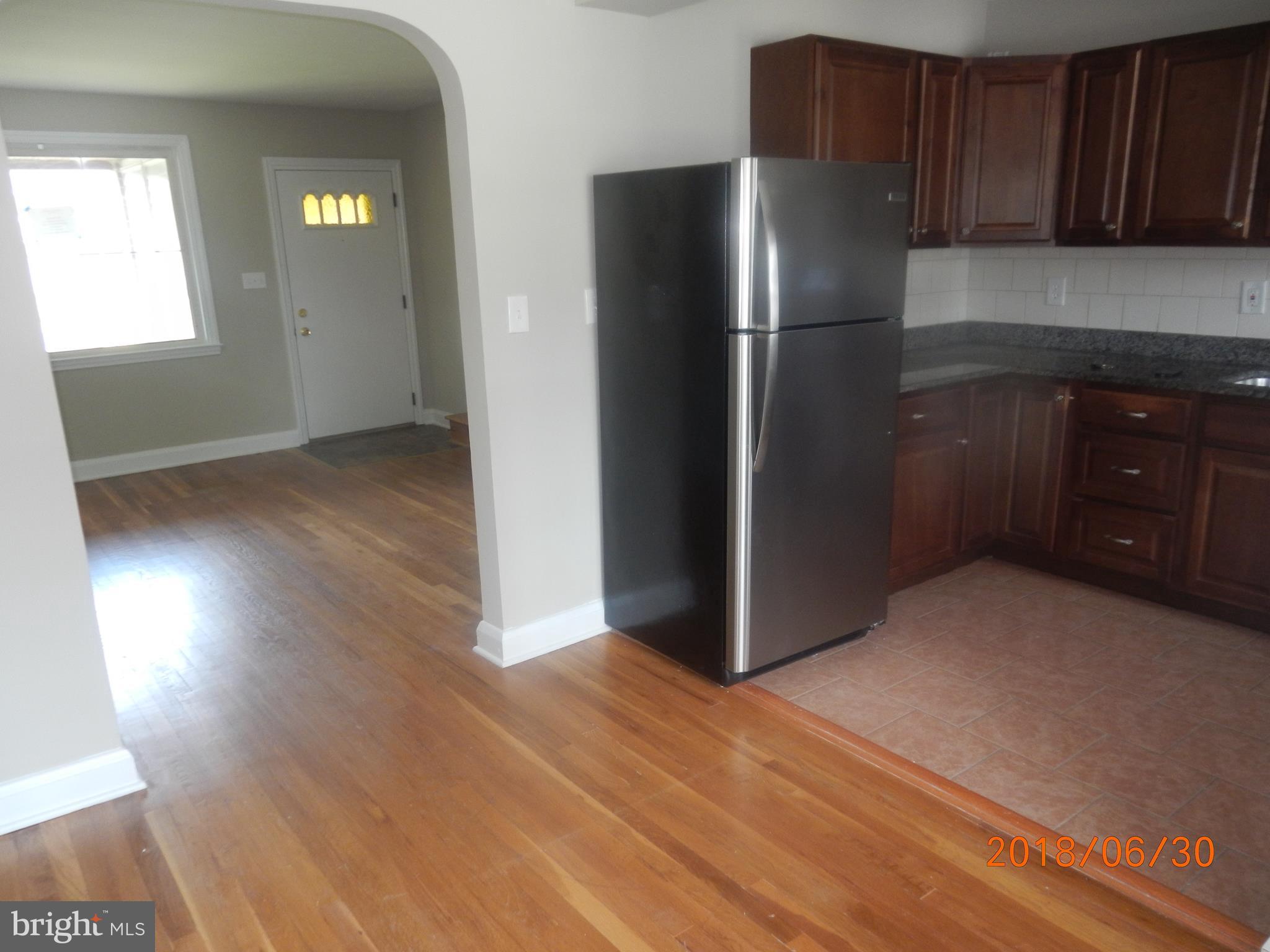 119 Wiltshire Road Baltimore, MD 21221 - Photo 5 of 23 Dining Room