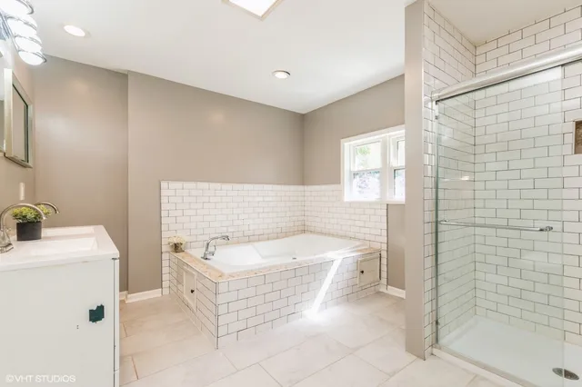 $253,000 | 35611 North Grove Avenue, Ingleside, IL 60041