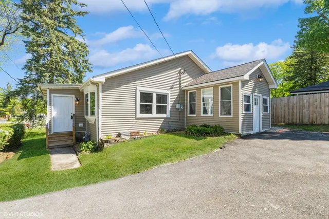 $253,000 | 35611 North Grove Avenue, Ingleside, IL 60041