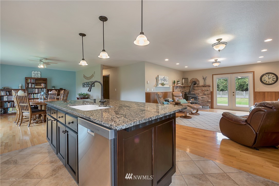 4955 Hannegan Road Bellingham, WA 98226 - Photo 14 of 25 Gallery Image 14
