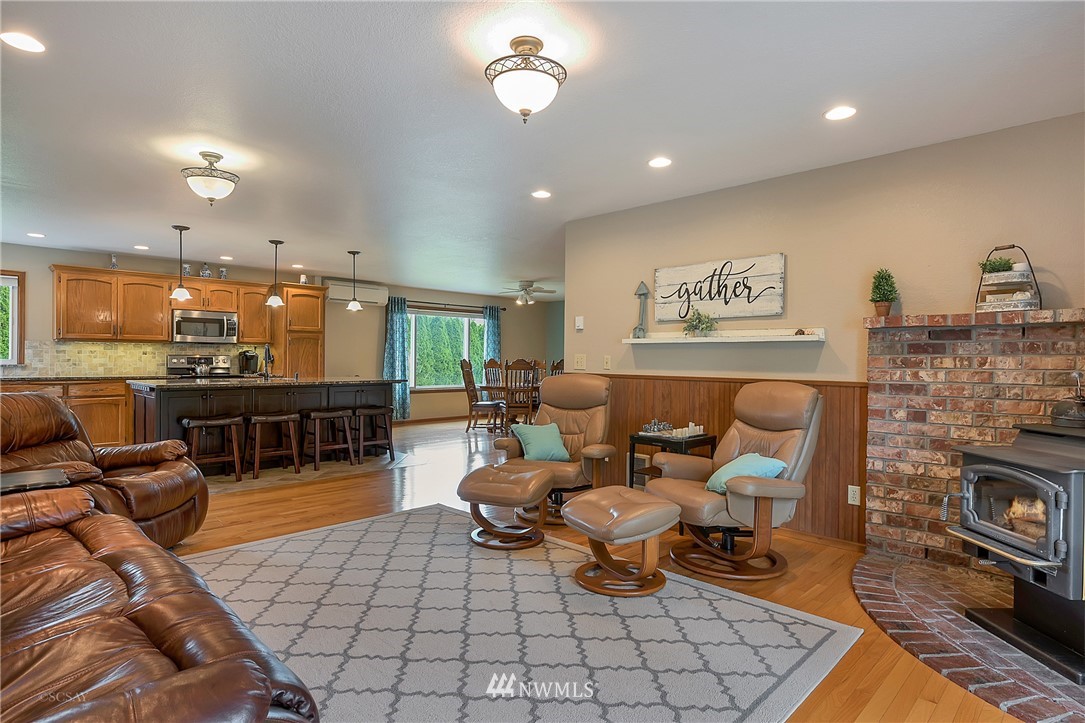 4955 Hannegan Road Bellingham, WA 98226 - Photo 16 of 25 Gallery Image 16