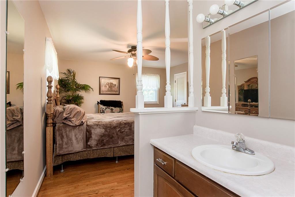 828 Lansdowne Road Indianapolis, IN 46234 - Photo 23 of 43 Gallery Image 23