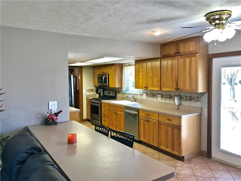 828 Lansdowne Road Indianapolis, IN 46234 - Photo 9 of 43 Gallery Image 9