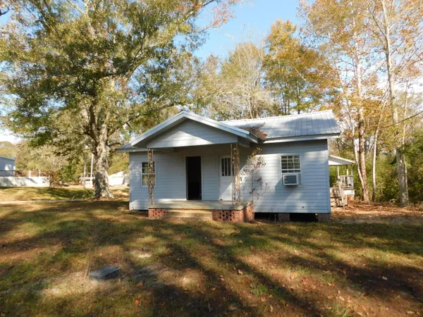 $55,000 | 200 South Bluff Street, Mount Olive, MS 39119