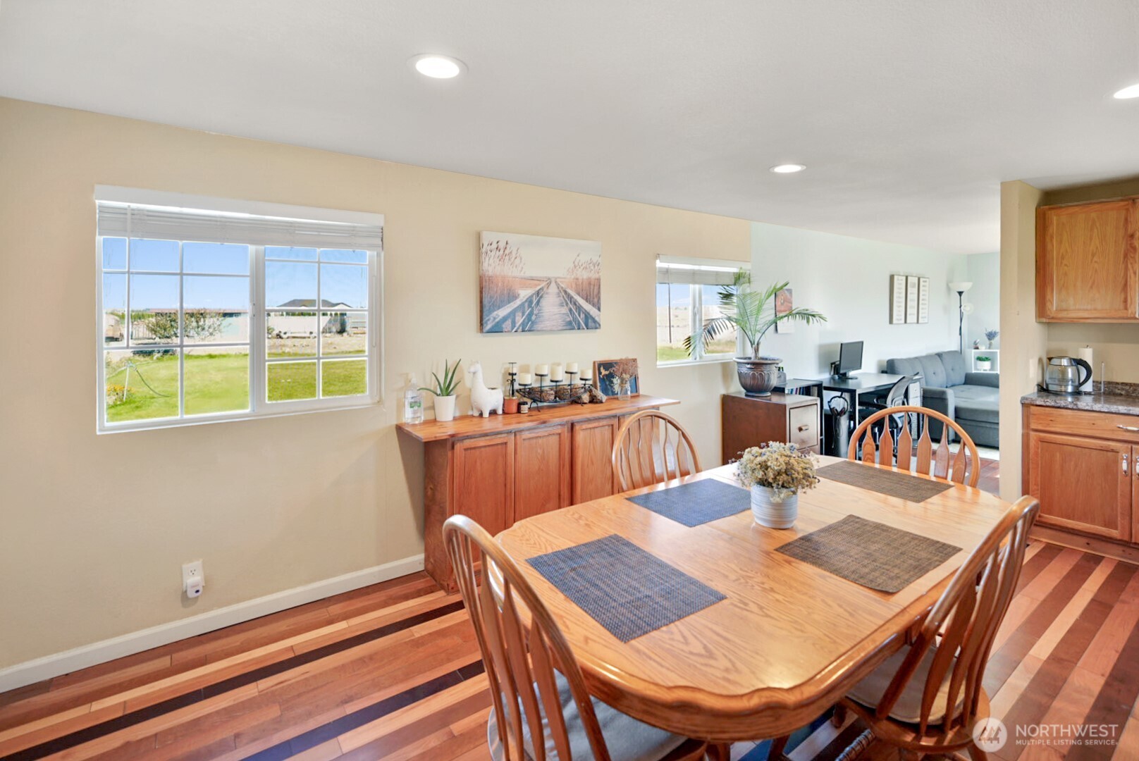 3968 7.8 Road Northeast Moses Lake, WA 98837 - Photo 5 of 35