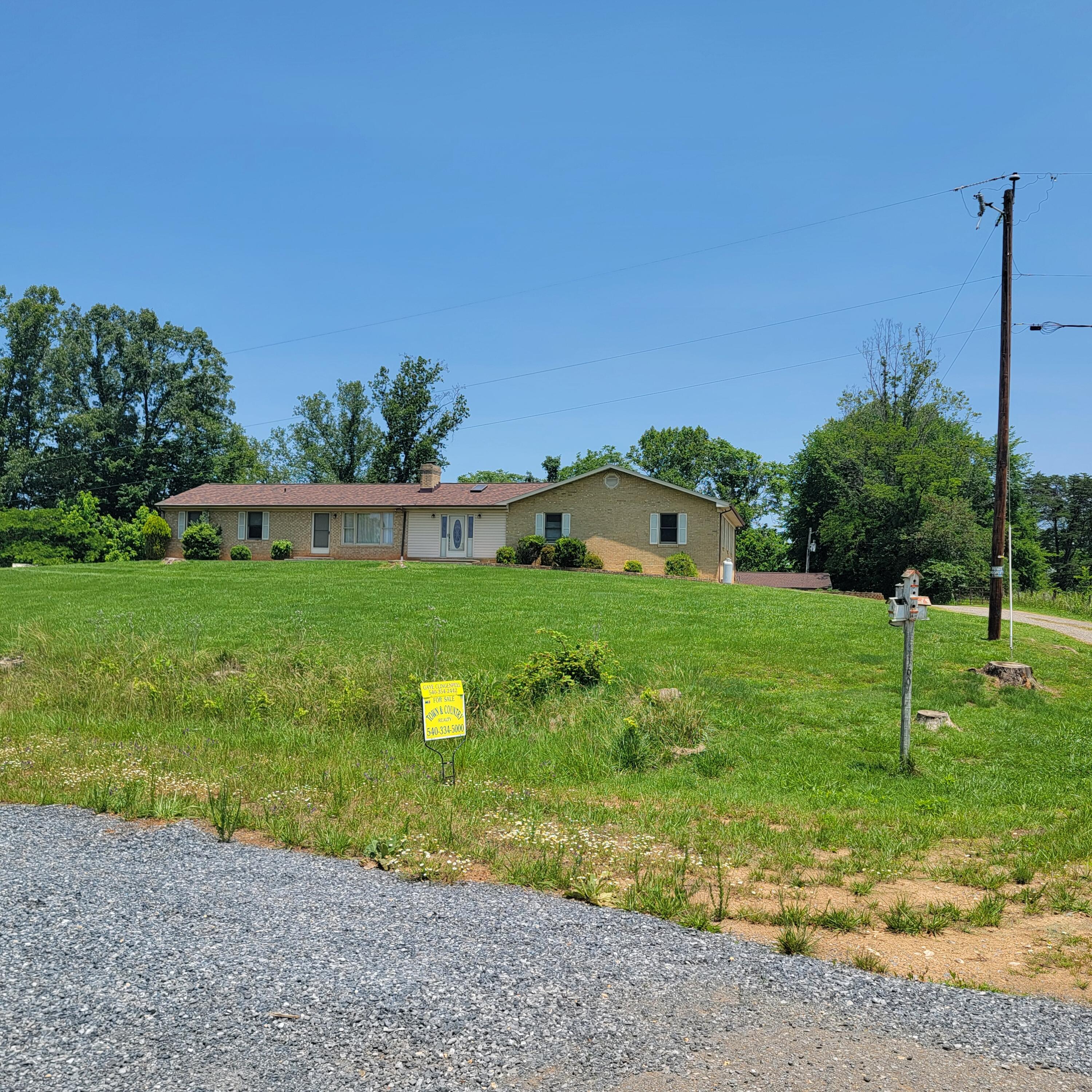 1160 Moorman Road Hardy, VA 24101 - Photo 20 of 26 Front of House