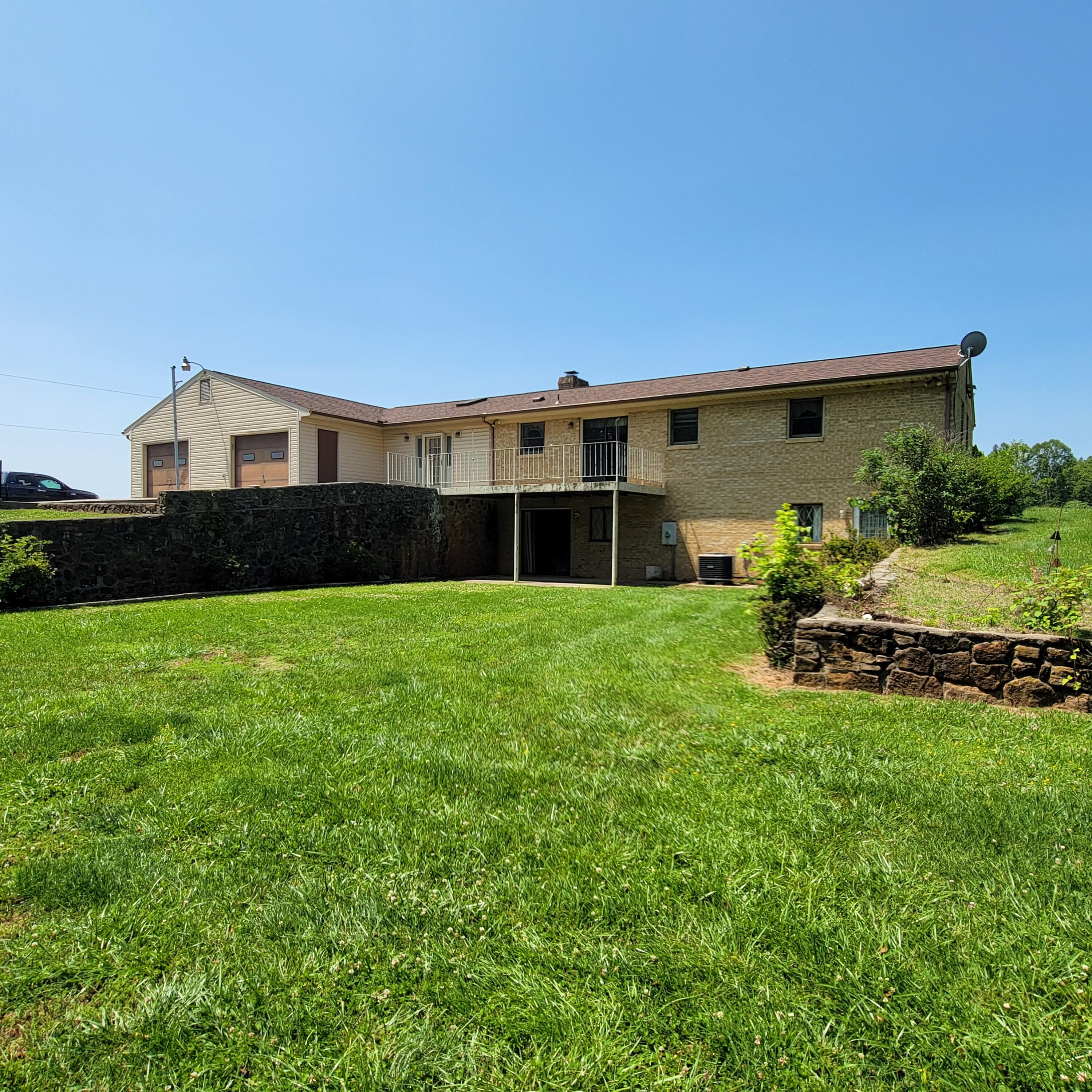 1160 Moorman Road Hardy, VA 24101 - Photo 2 of 26 Back of House