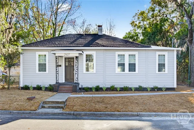 $325,000 | 2027 Vermont Avenue, Savannah, GA 31404