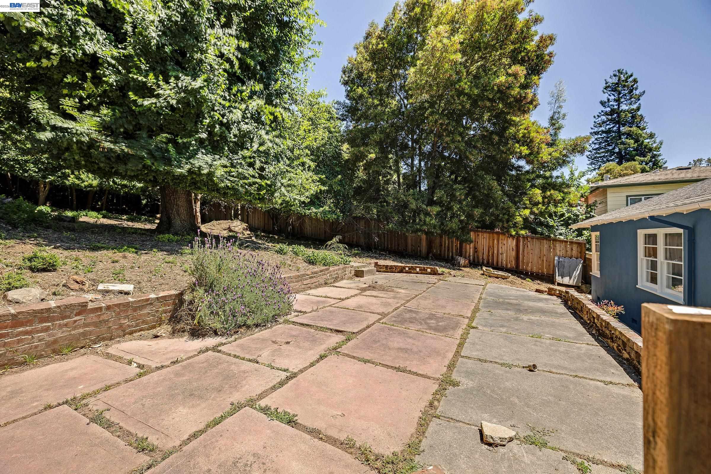 18926 Walnut Road Castro Valley, CA 94546 - Photo 31 of 33