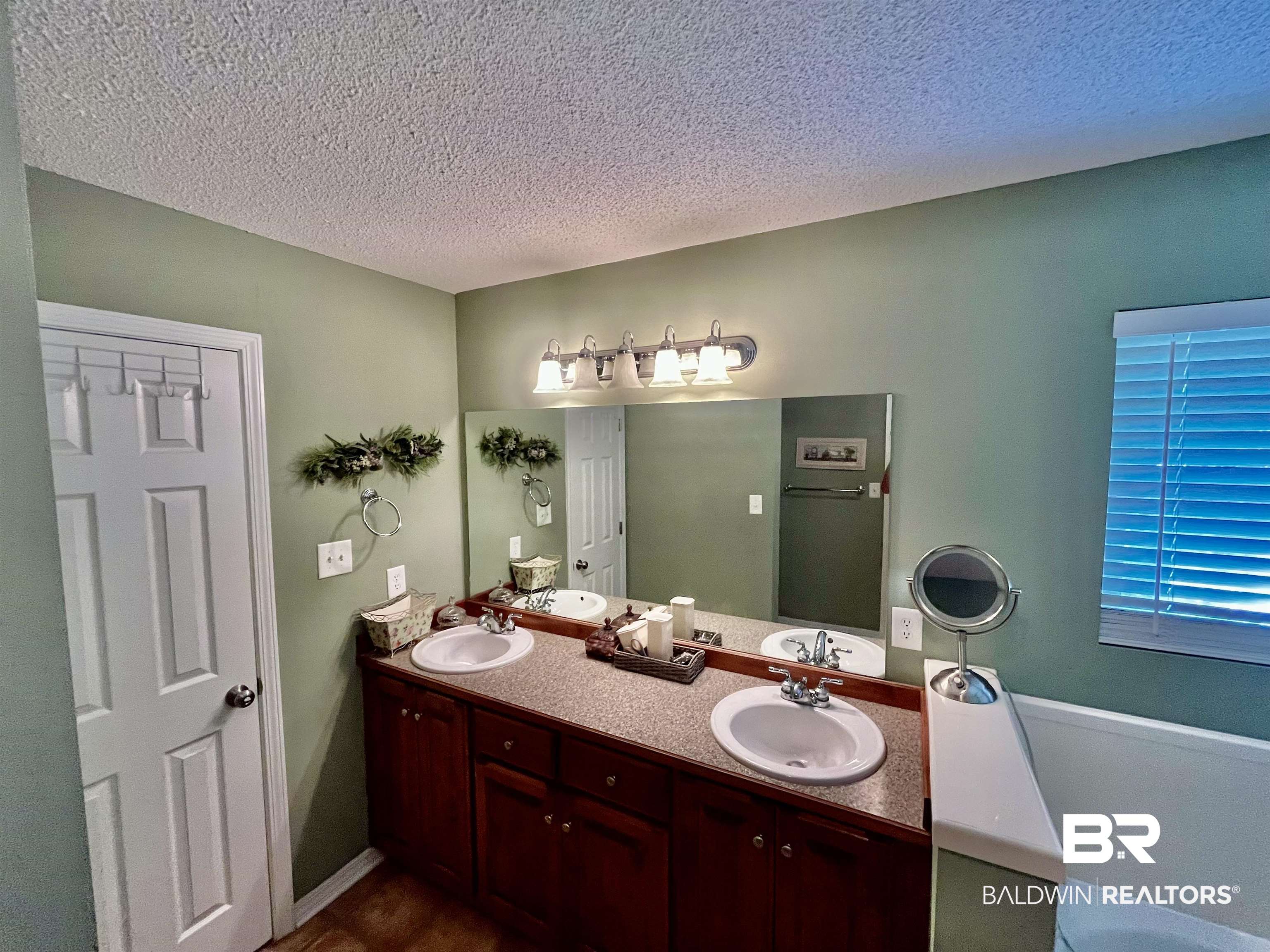8080 Celeste Road Saraland, AL 36571 - Photo 20 of 44