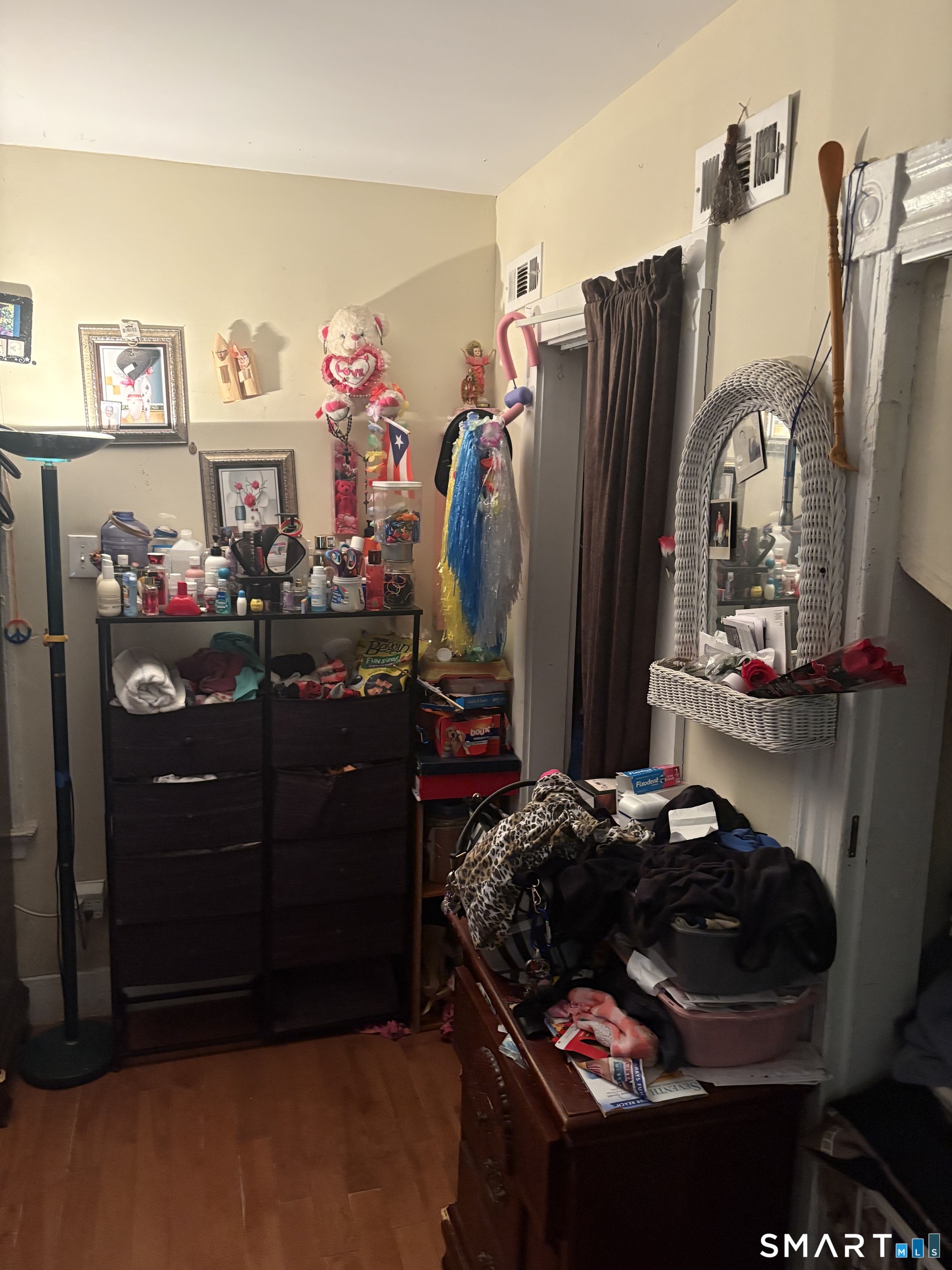48 Fulton Street New Haven, CT 06513 - Photo 10 of 16 a bed room with a bed and a television