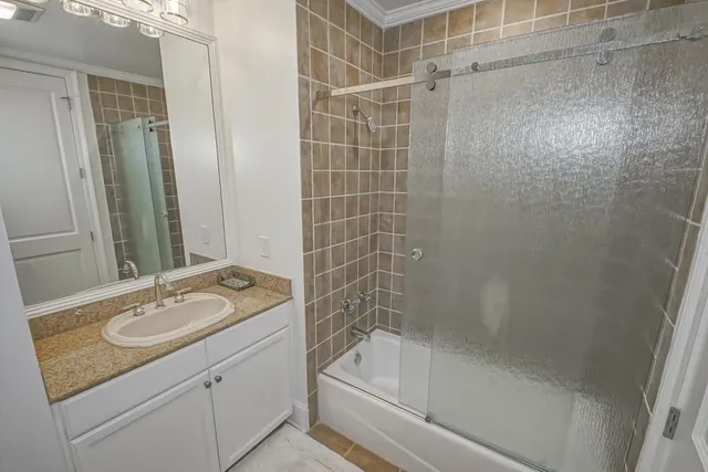 $1,350,000 | 232 Lake Marina Avenue, Unit 8A, New Orleans, LA 70124